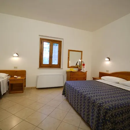 Ośrodek wypoczynkowy Villaggio Torre Ruffa Robinson