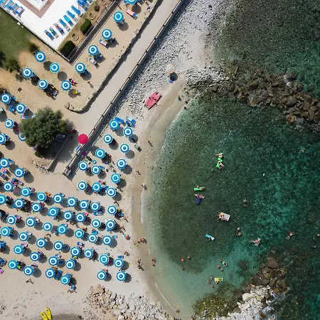 Ośrodek wypoczynkowy Villaggio Torre Ruffa Robinson Capo Vaticano