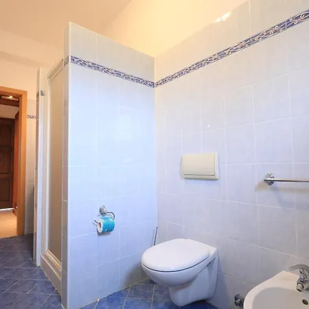 Ośrodek wypoczynkowy Villaggio Torre Ruffa Robinson 3*