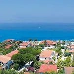 Villaggio Torre Ruffa Robinson Capo Vaticano