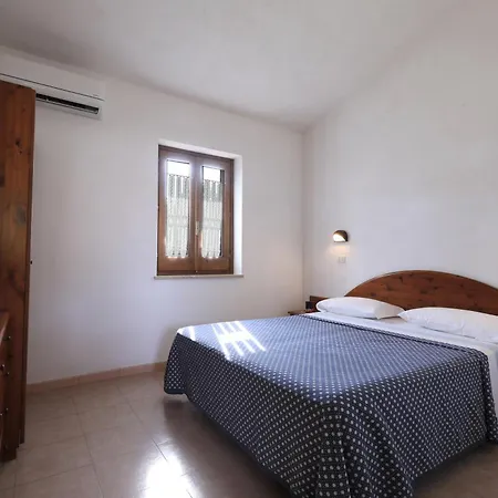 Курортный комплекс Villaggio Torre Ruffa Robinson Капо-Ватикано