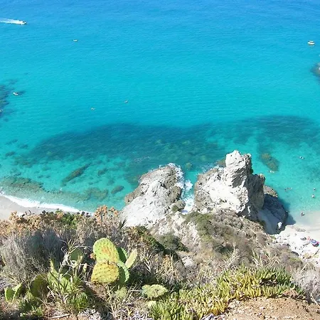 Villaggio Torre Ruffa Robinson 3*