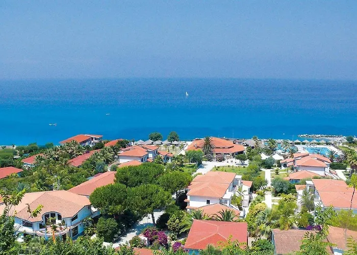 Villaggio Torre Ruffa Robinson Capo Vaticano